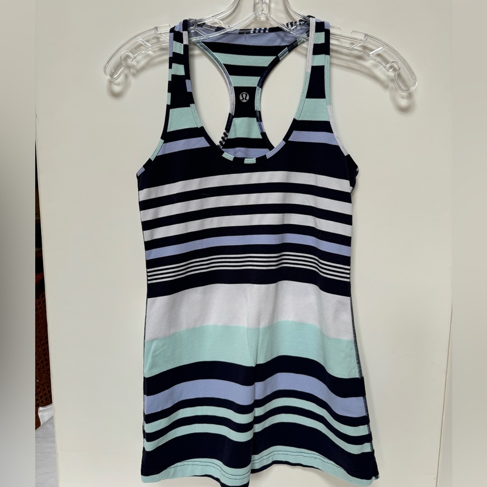 Lululemon CRB cool racer back tank size 6 stripe